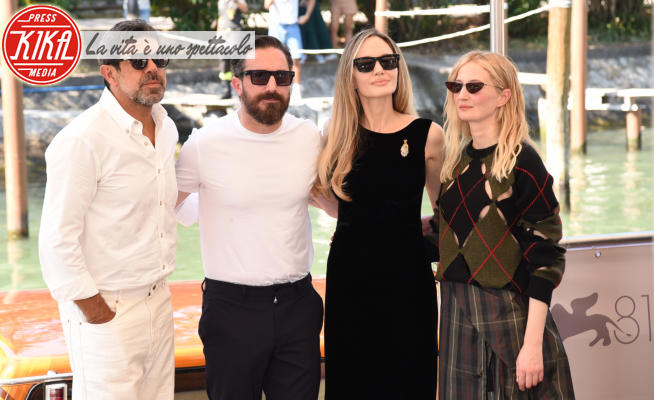 Pablo Larrain, Alba Rohrwacher, Pierfrancesco Favino, Angelina Jolie - Venezia - 29-08-2024 - Venezia 81, il cast di Maria affiatatissimo in Laguna