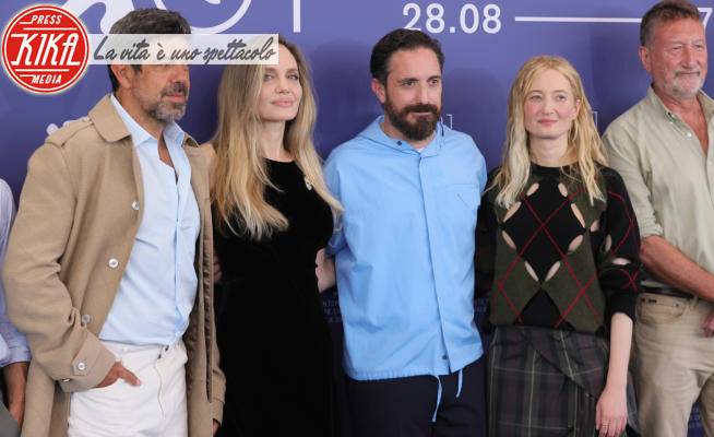 Pablo Larrain, Alba Rohrwacher, Pierfrancesco Favino, Angelina Jolie - Venezia - 29-08-2024 - Venezia 81, Angelina Jolie e Cate Blanchett star del giorno 2